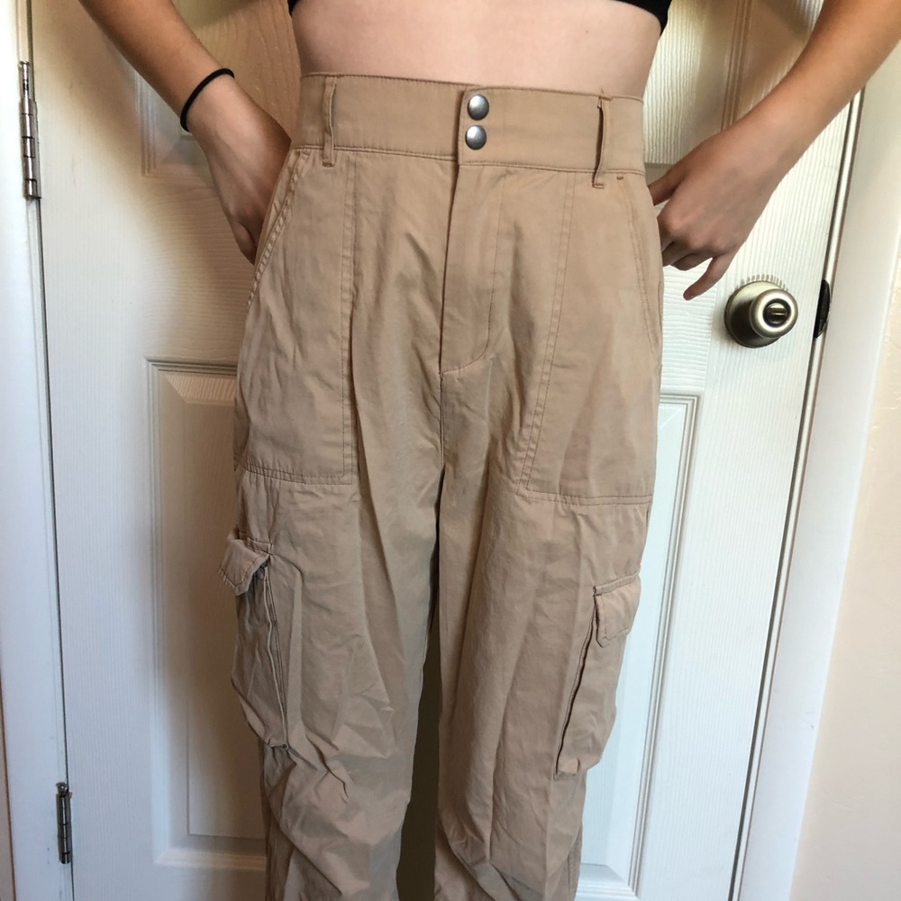 Tan cargo pants (Worn Once)
